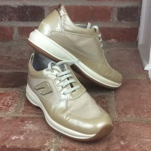 FRAU Gold Mesh Patent Leather Lace Up Comfort Shoe
